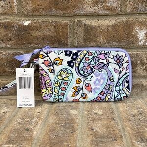 NWT Vera Bradley Slim Wristlet In Maddalena Paisley Soft
